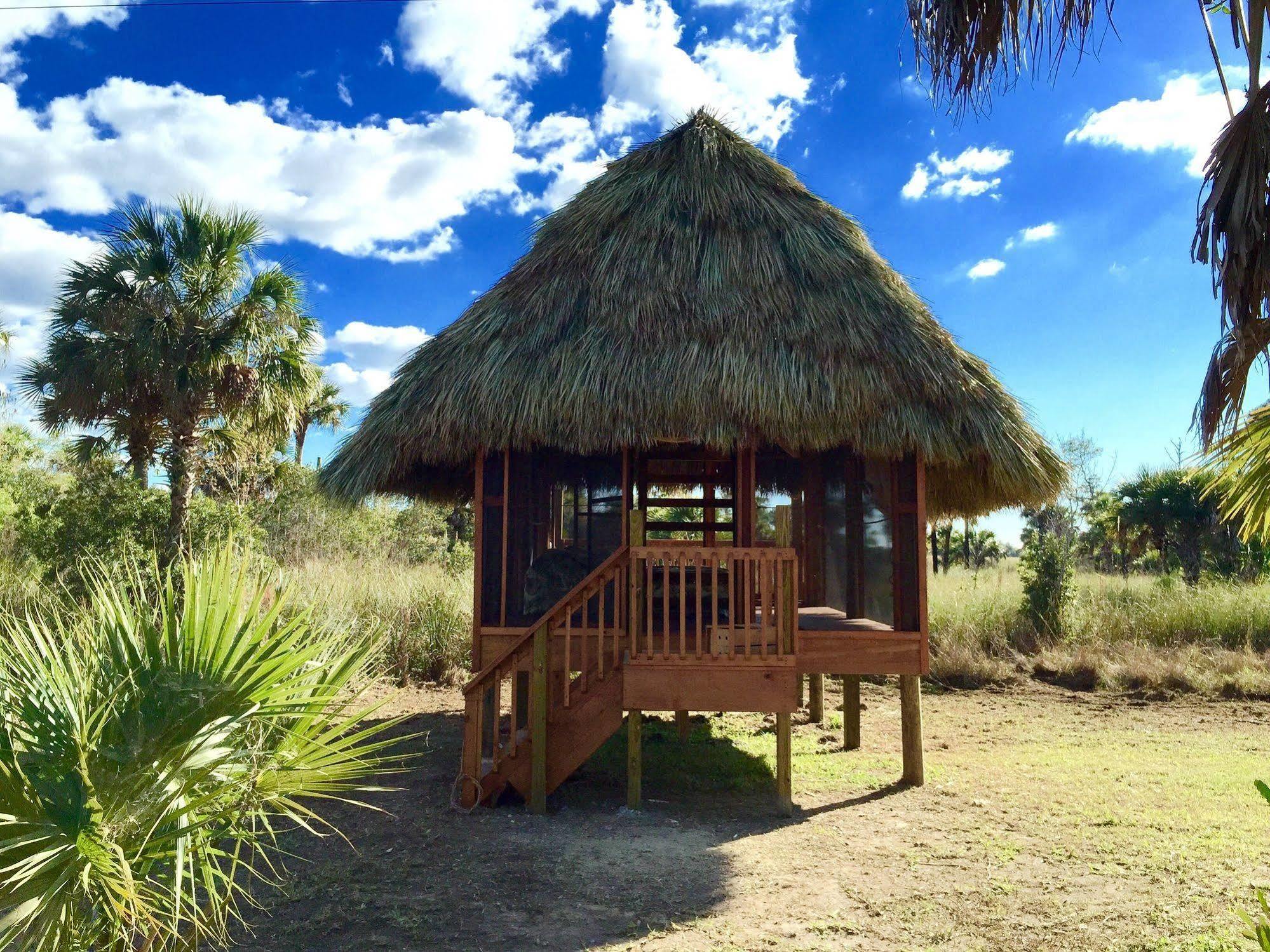 Everglades Chickee Cottage & Bungalow - Ochopee Екстериор снимка
